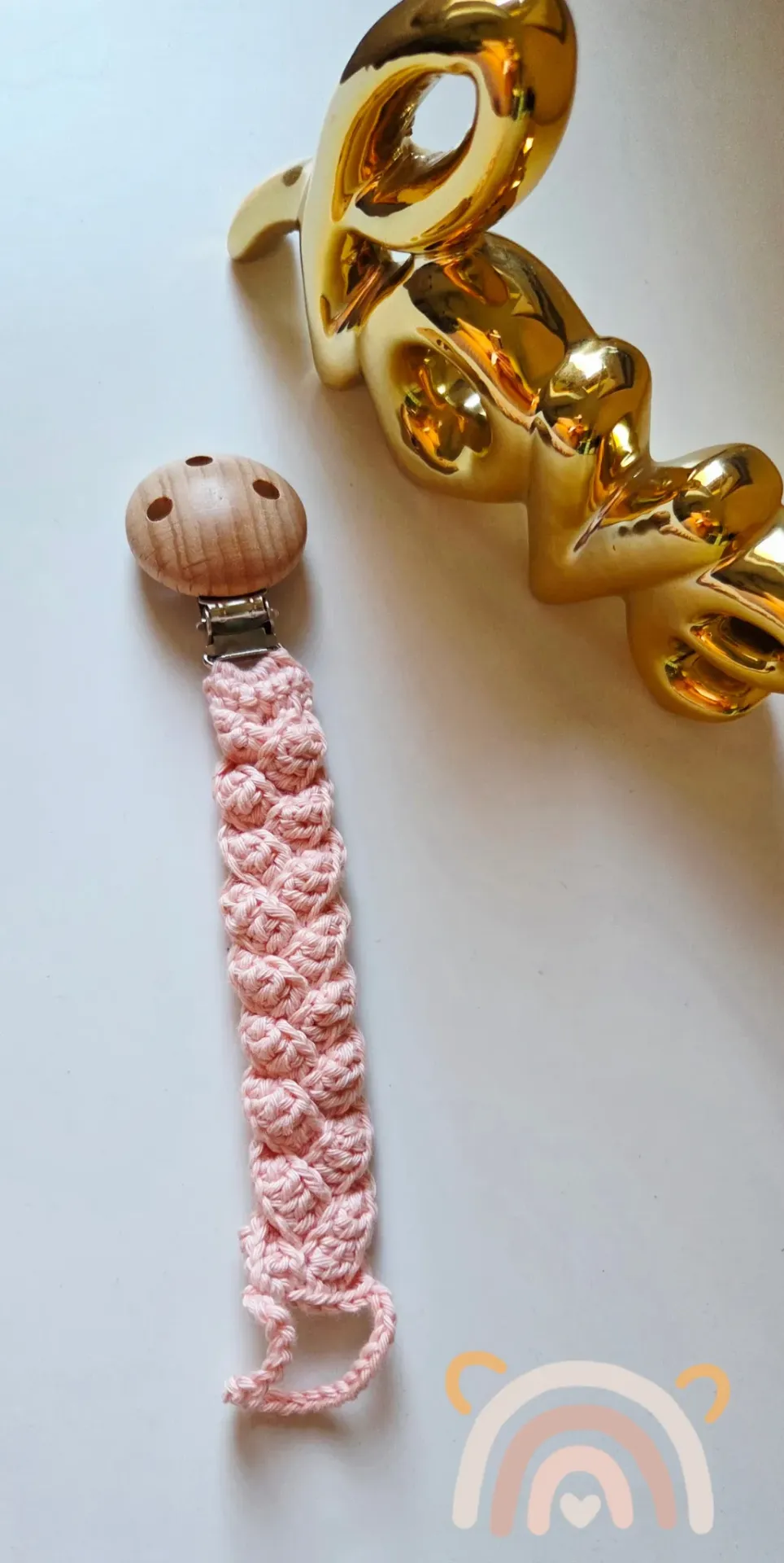 [attachetétinecrochet002] Attache tétine en crochet pêche